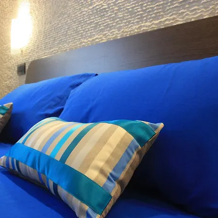 לינה וארוחת בוקר Terrazzi In Fiore אלגהרו